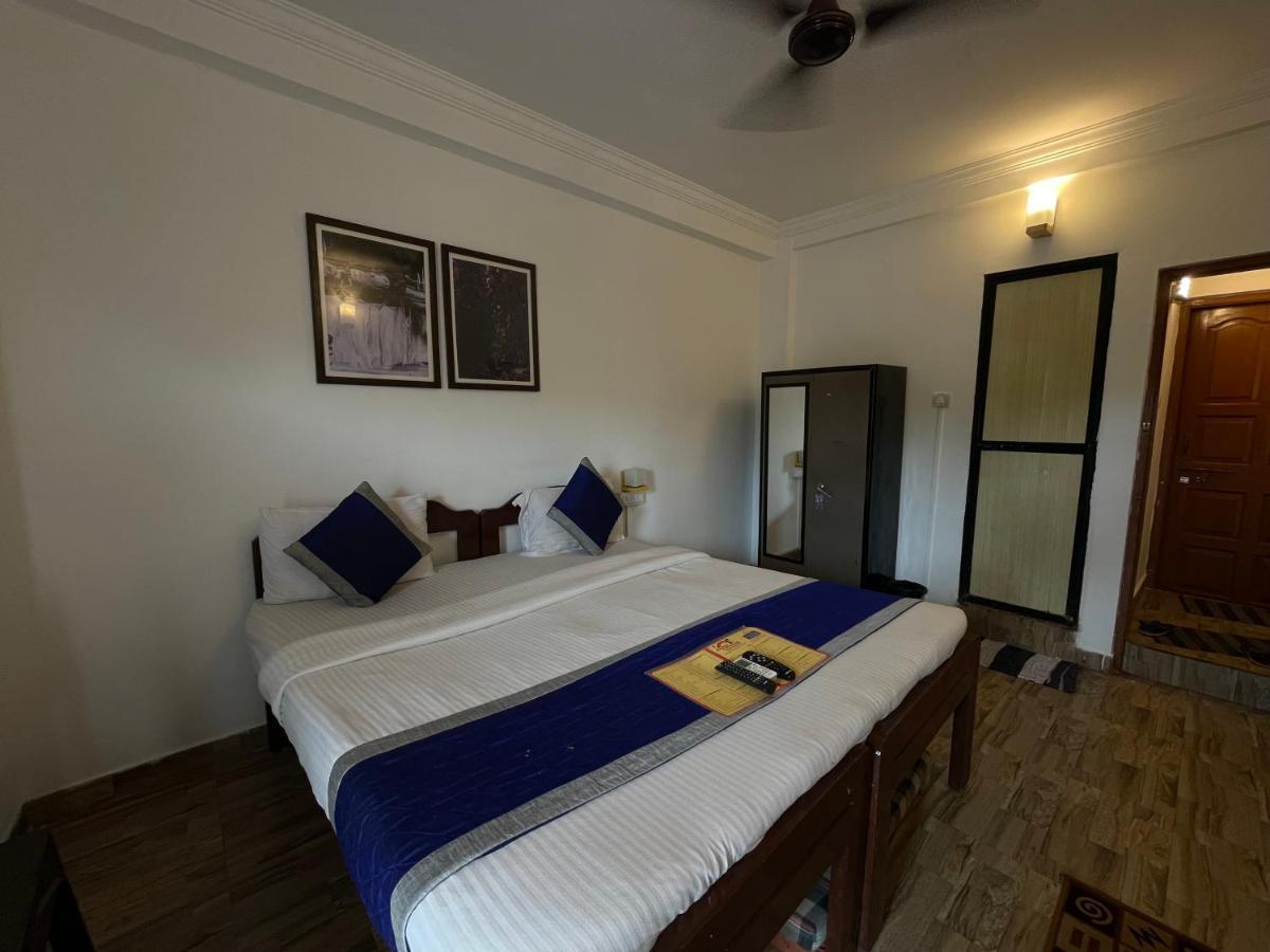 Rj-14 Guest House Baga Esterno foto