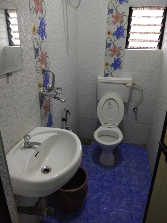 Rj-14 Guest House Baga Esterno foto